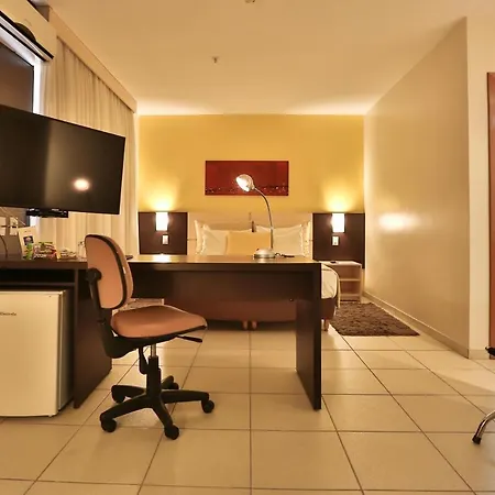 Comfort Hotel Goiania Exterior photo